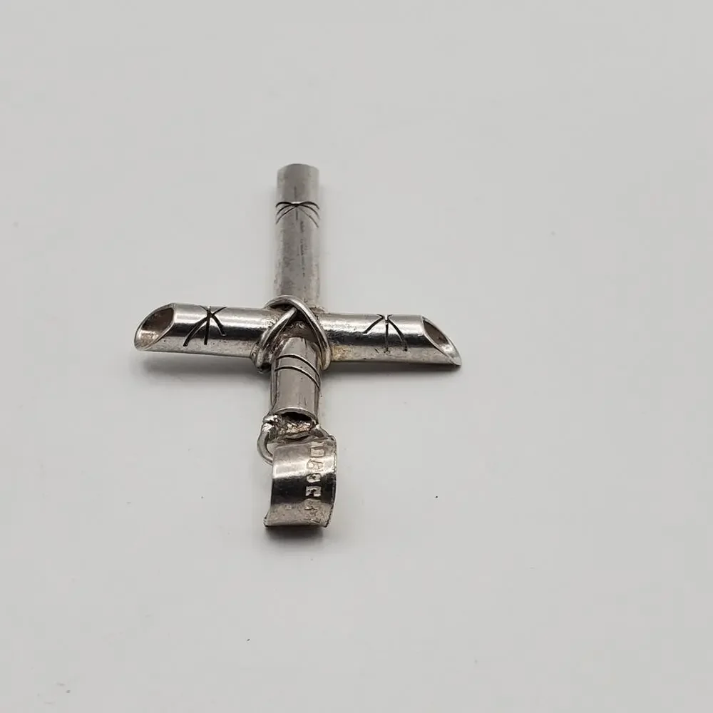 Vintage Taxco Sterling Silver Starburst Cross Pendant 2